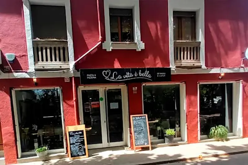 La Vita è Bella Entrada